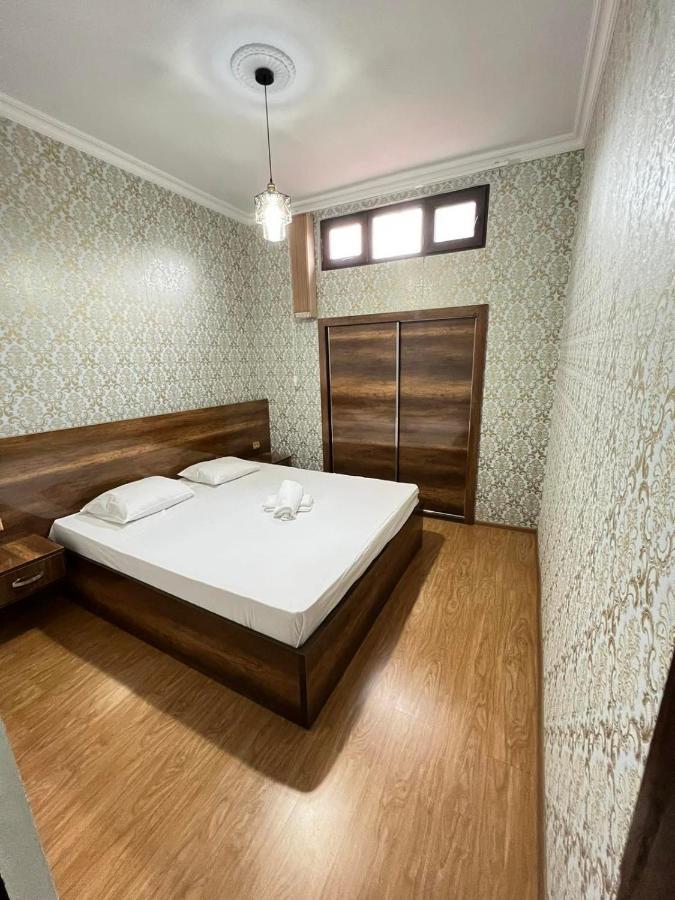 Apartamento Heart Of Boulvard Batumi Exterior foto